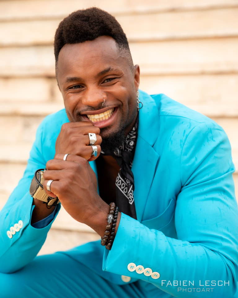 stripteaseur Nice Anniversaire