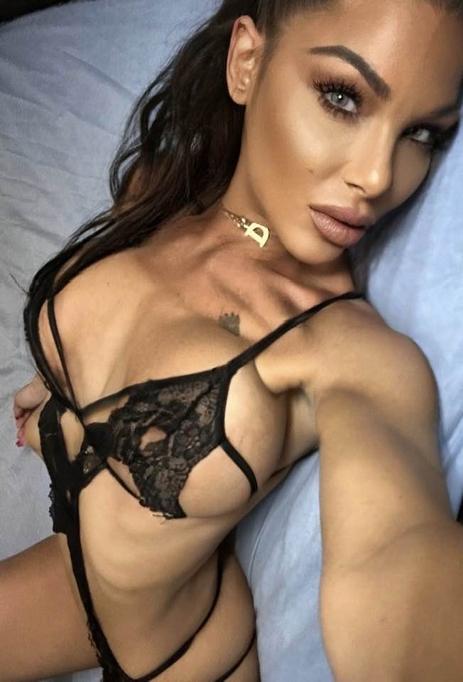 stripteaseuse EVG Cannes
